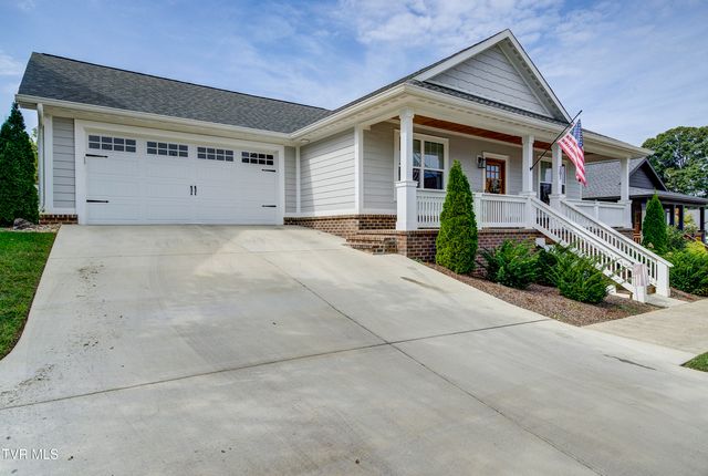 301 Princeton Gardens Drive, Johnson City, TN 37601