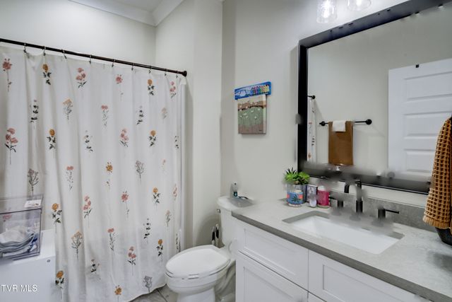 301 Princeton Gardens Drive, Johnson City, TN 37601