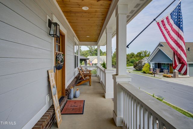 301 Princeton Gardens Drive, Johnson City, TN 37601