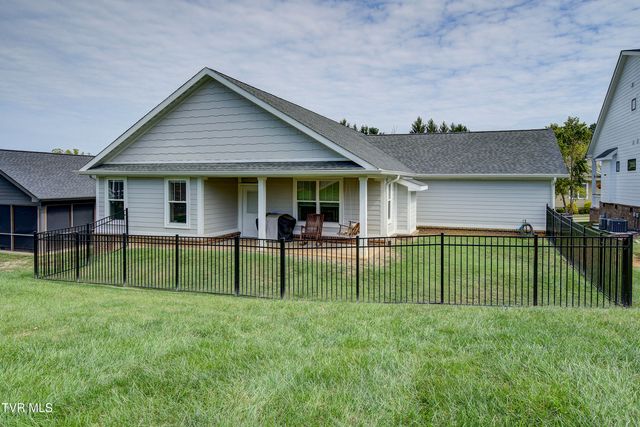 301 Princeton Gardens Drive, Johnson City, TN 37601