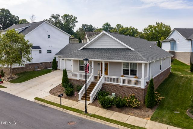 301 Princeton Gardens Drive, Johnson City, TN 37601