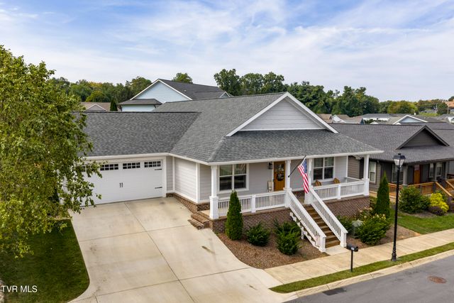 301 Princeton Gardens Drive, Johnson City, TN 37601