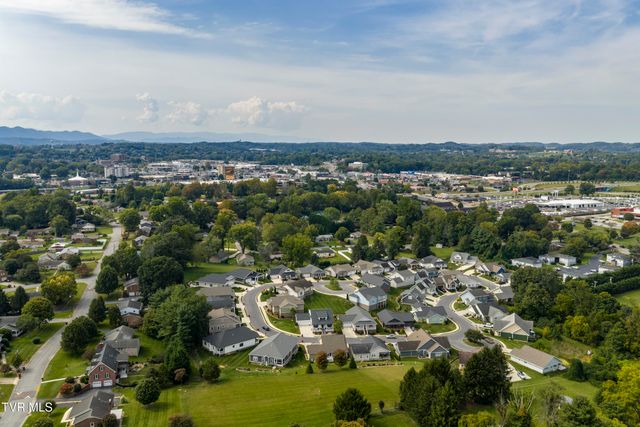 301 Princeton Gardens Drive, Johnson City, TN 37601