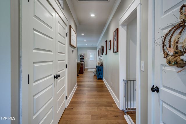 301 Princeton Gardens Drive, Johnson City, TN 37601