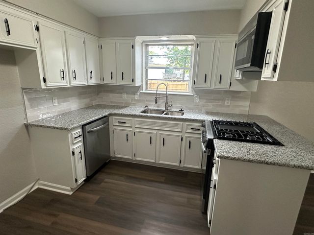 3414 Price Avenue, Bryant, AR 72022