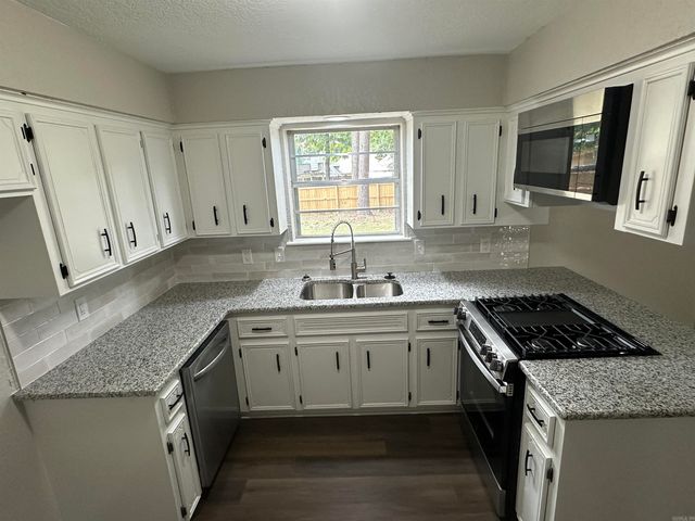 3414 Price Avenue, Bryant, AR 72022