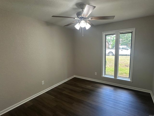 3414 Price Avenue, Bryant, AR 72022