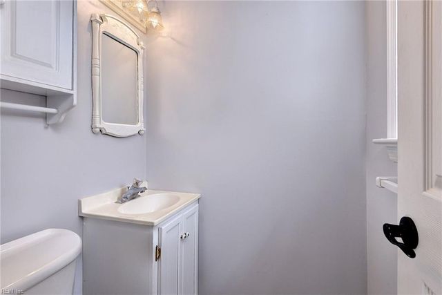 128 Country Club DR, Williamsburg, VA 23188