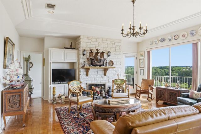 34 Wingreen LOOP, The Hills, TX 78738