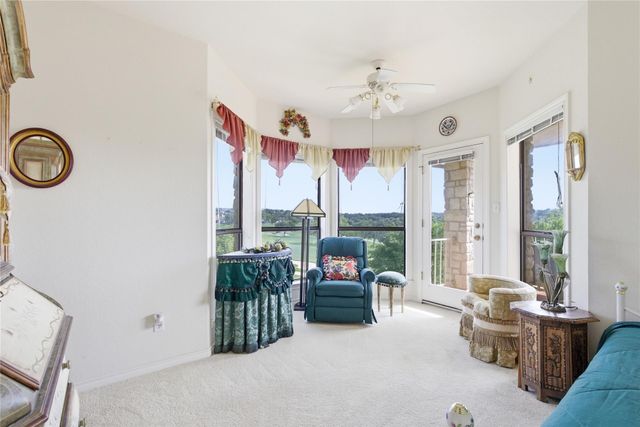 34 Wingreen LOOP, The Hills, TX 78738