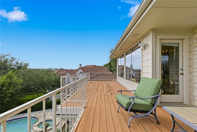 34 Wingreen LOOP, The Hills, TX 78738