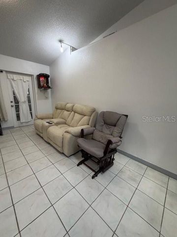 9943 BURL WAY, Orlando, FL 32817