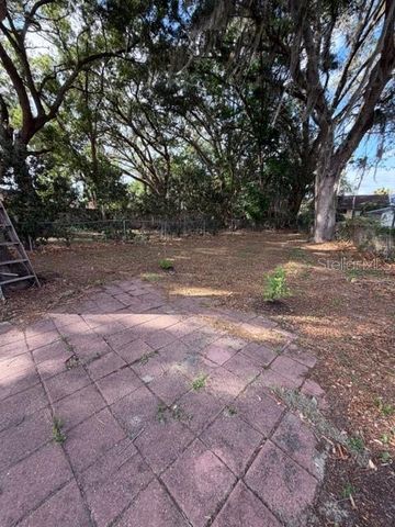9943 BURL WAY, Orlando, FL 32817