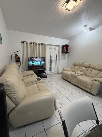 9943 BURL WAY, Orlando, FL 32817