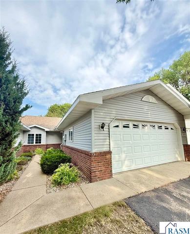 103 Raven Court, Mankato, MN 56001