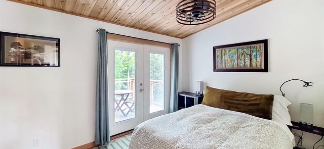 365 Mondamin Tr, La Pointe, WI 54850