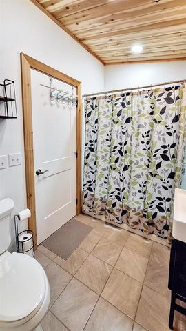 365 Mondamin Tr, La Pointe, WI 54850