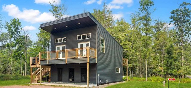365 Mondamin Tr, La Pointe, WI 54850