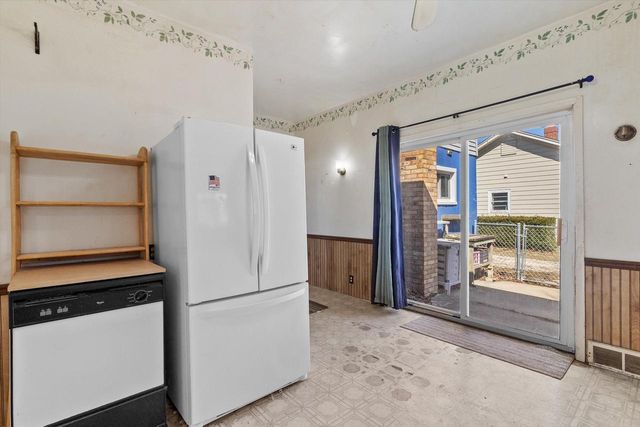 546 Sumner STREET, Genoa City, WI 53128