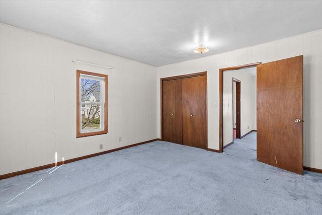 546 Sumner STREET, Genoa City, WI 53128