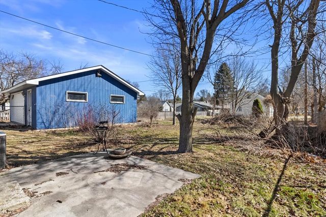 546 Sumner STREET, Genoa City, WI 53128