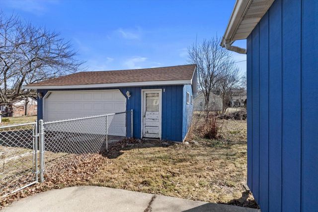 546 Sumner STREET, Genoa City, WI 53128