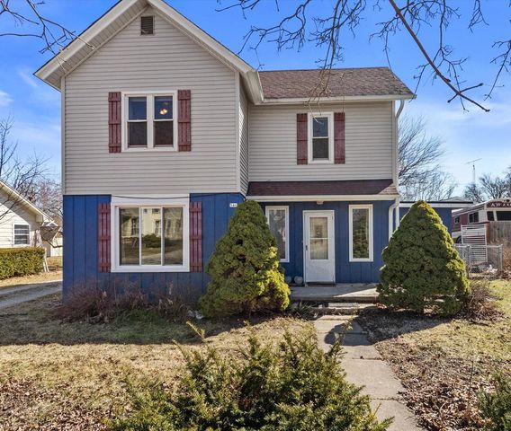 546 Sumner STREET, Genoa City, WI 53128