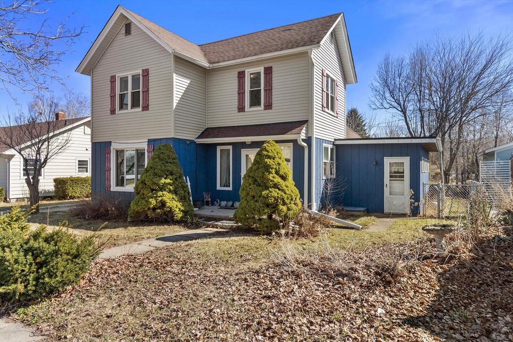 546 Sumner STREET, Genoa City, WI 53128