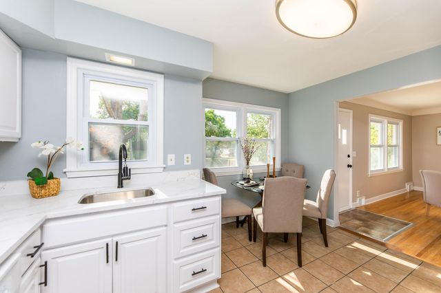 4253 6th Street NE, Columbia Heights, MN 55421