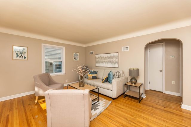 4253 6th Street NE, Columbia Heights, MN 55421