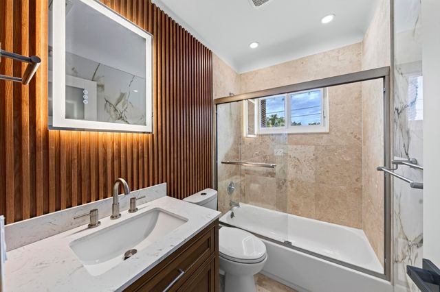 1970 NE 32nd Street, Lighthouse Point, FL 33064