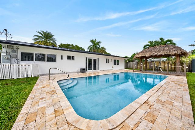 1970 NE 32nd Street, Lighthouse Point, FL 33064
