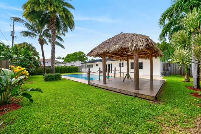 1970 NE 32nd Street, Lighthouse Point, FL 33064