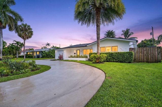 1970 NE 32nd Street, Lighthouse Point, FL 33064