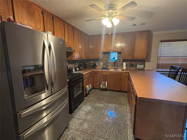 4213 Robeson Drive, Tuskegee, AL 36083