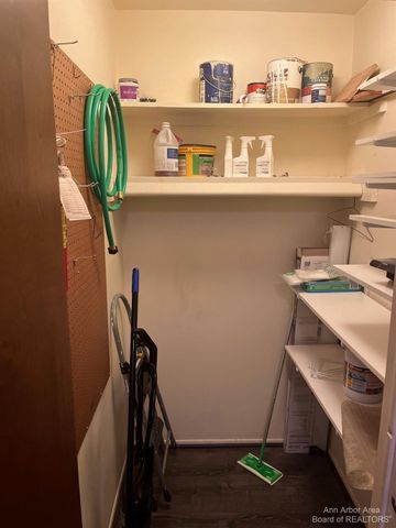 2317 Packard Street B103, Ann Arbor, MI 48104