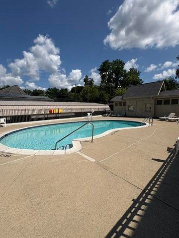 2317 Packard Street B103, Ann Arbor, MI 48104