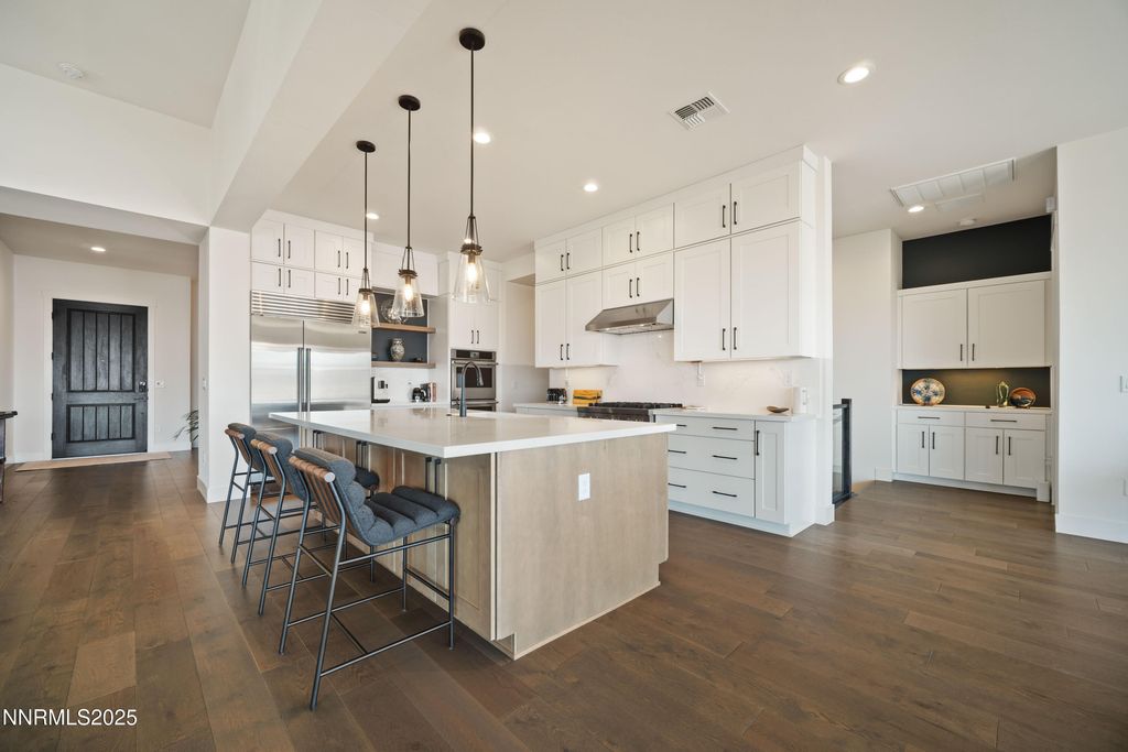 Image 15 of property listing at 9176 Graycliff Lane, Reno, NV 89523