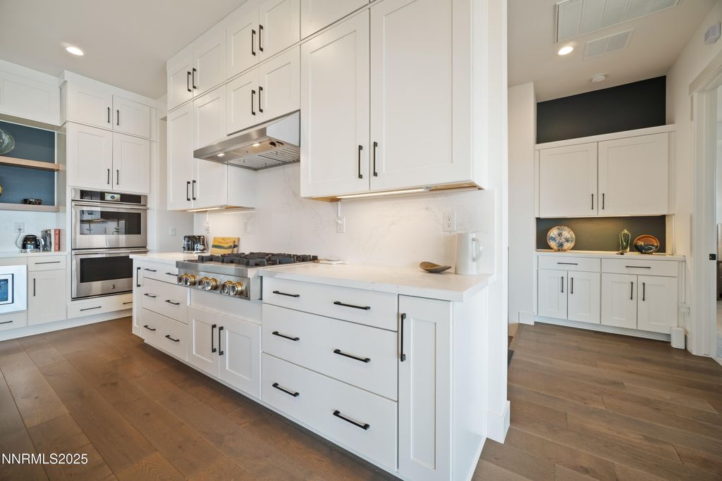 Image 17 of property listing at 9176 Graycliff Lane, Reno, NV 89523