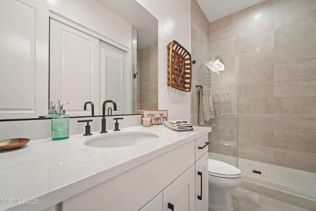 Image 28 of property listing at 9176 Graycliff Lane, Reno, NV 89523