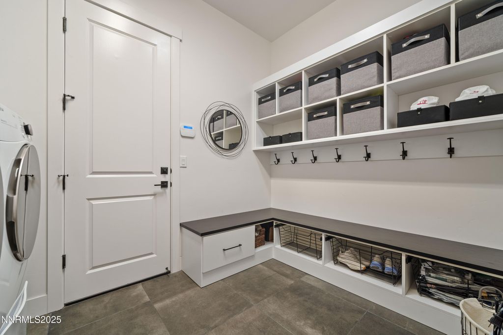 Image 37 of property listing at 9176 Graycliff Lane, Reno, NV 89523