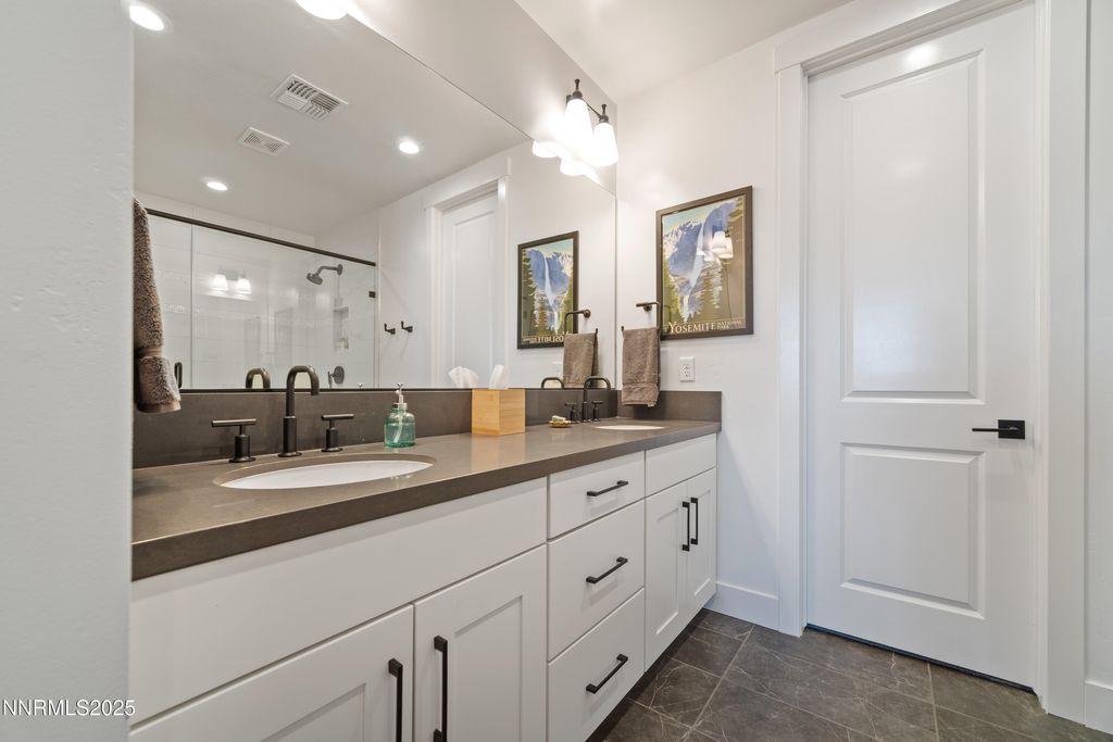 Image 39 of property listing at 9176 Graycliff Lane, Reno, NV 89523