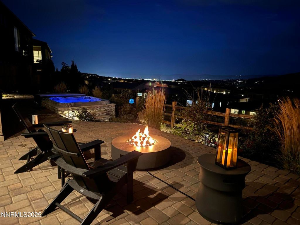 Image 7 of property listing at 9176 Graycliff Lane, Reno, NV 89523