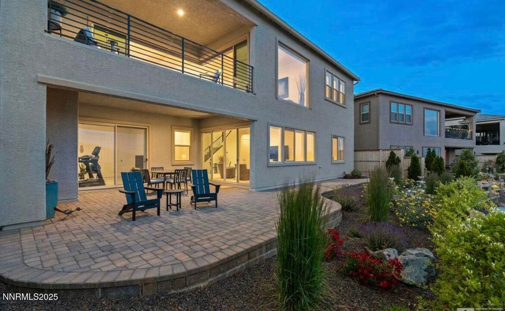 Image 8 of property listing at 9176 Graycliff Lane, Reno, NV 89523