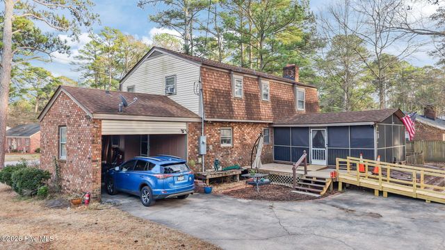 300 S Englewood Drive, Rocky Mount, NC 27804