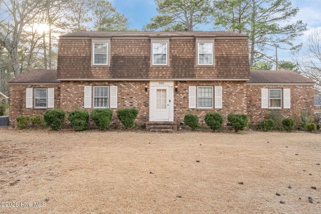 300 S Englewood Drive, Rocky Mount, NC 27804