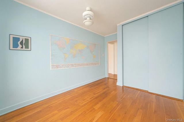 7 Terrace Circle 3D, Great Neck, NY 11021