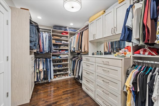 5613 N Nottingham Avenue, Chicago, IL 60631