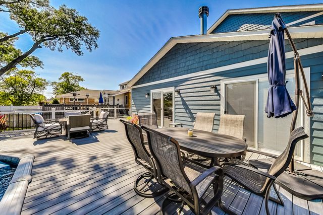 5613 N Nottingham Avenue, Chicago, IL 60631