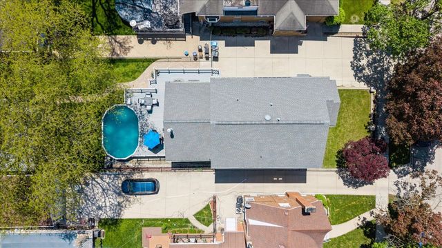 5613 N Nottingham Avenue, Chicago, IL 60631